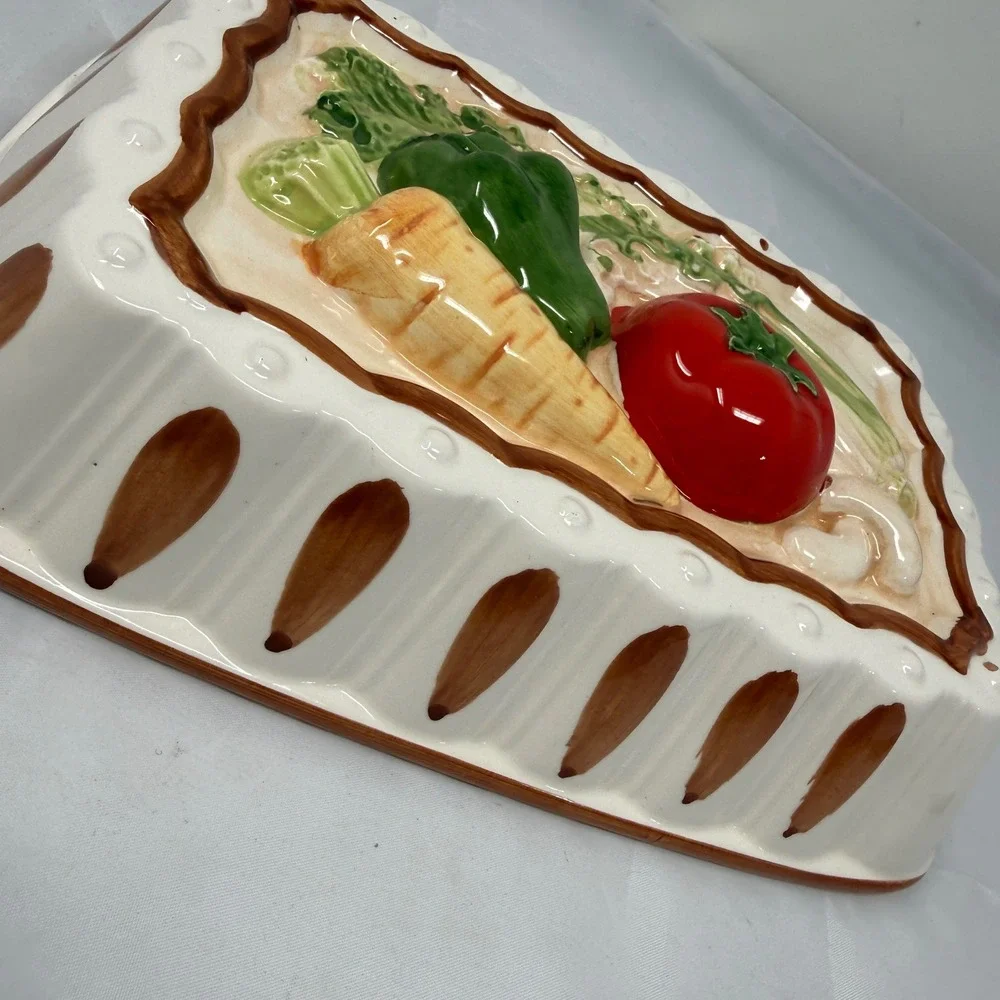 Unbranded vintage ceramic